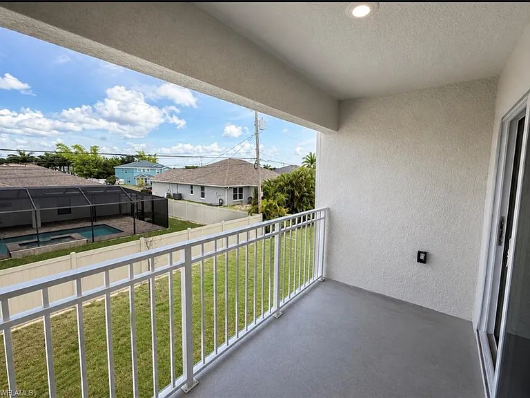 3815 Chiquita Blvd S — Photo 43
