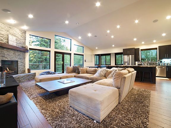 5th image of 13555 Cristallina Way