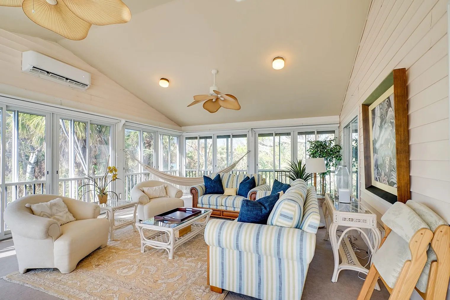 4 bed, 3.0 bath, 3810 sqft, $11,676 — Photo 1