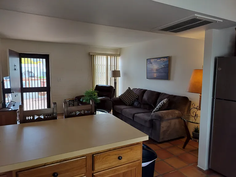 402 S Paseo Pena #C — Photo 6