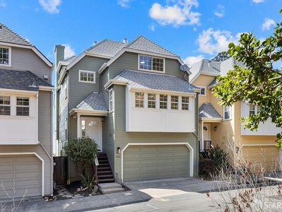 4431 Terrabella Way, Oakland, CA, 94619