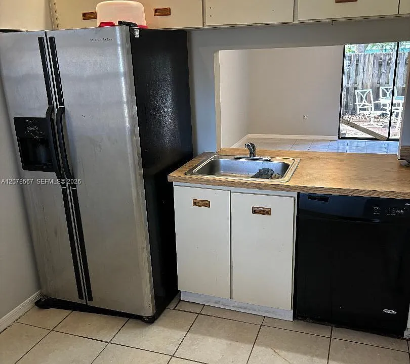 1157 NE 210th Ter #1157