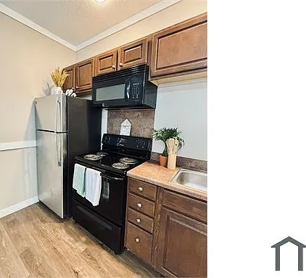 2 bed, 840 sqft, $1,390 — Photo 2