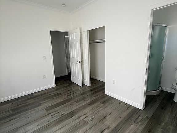 4th image of 2652 W Union St #2