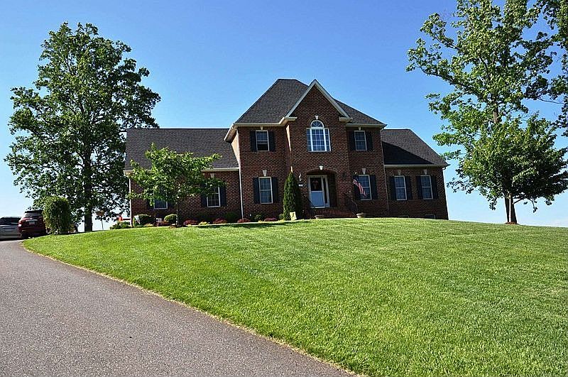 1305 Walkers Crossing Dr, Forest, VA 24551 Zillow