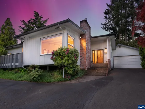 460 NW Elizabeth Dr, Corvallis, OR 97330