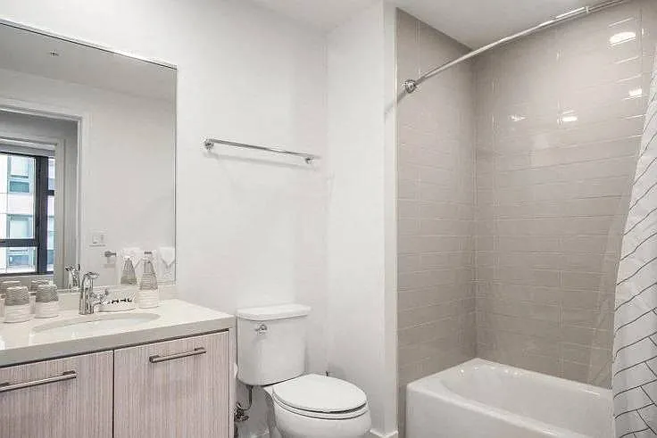 923 Folsom — Photo 35