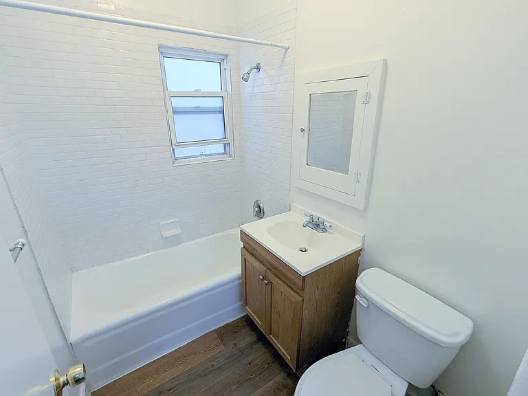 1152 Gordon St #3 — Photo 10