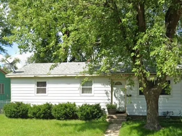 1014 Kingsley Dr, Machesney Park, IL 61115