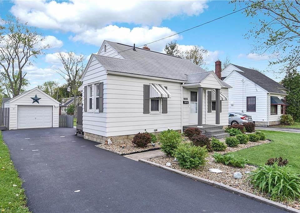 1st image of 58 Woodrow Ave