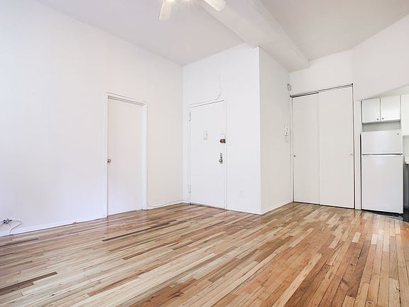 3rd image of 97 5th Ave #B5