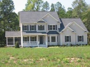 12423 Homestretch Ln, Ashland, VA 23005