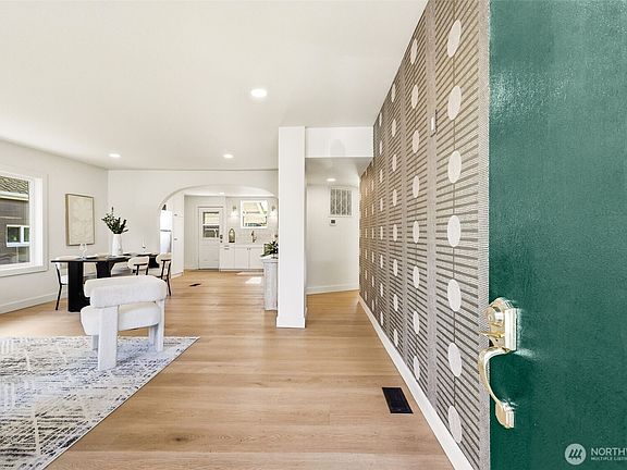 4th image of 5122 N Shirley Street
