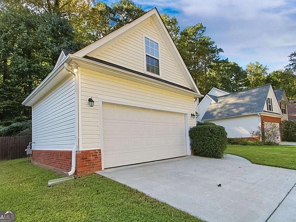 2nd image of 1173 Rhyne Chase SE