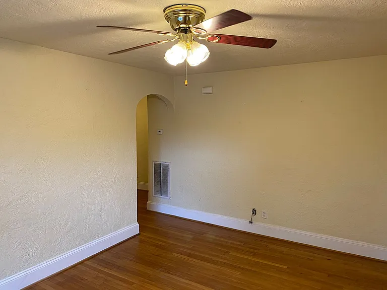208 N Nansemond St — Photo 16