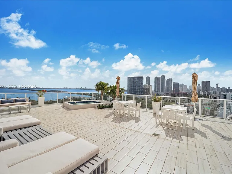 4250 Biscayne Blvd #301 — Photo 16