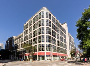 222 The Esplanade #907, Toronto, ON M5A 4M8