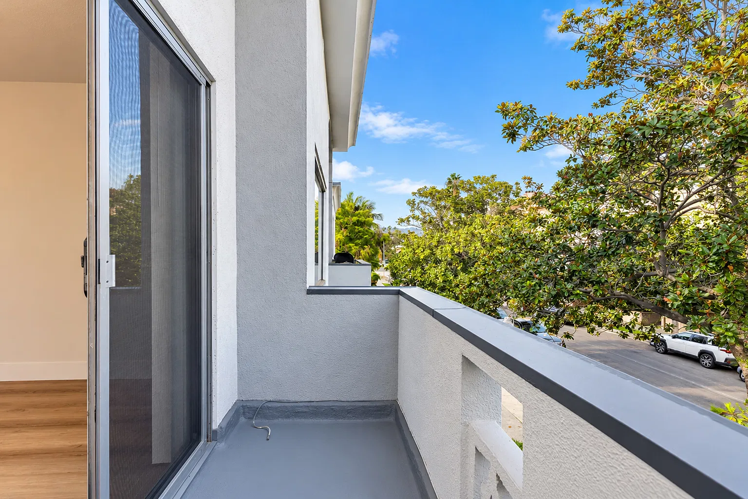 2 bed, 1000 sqft, $3,095 — Photo 4