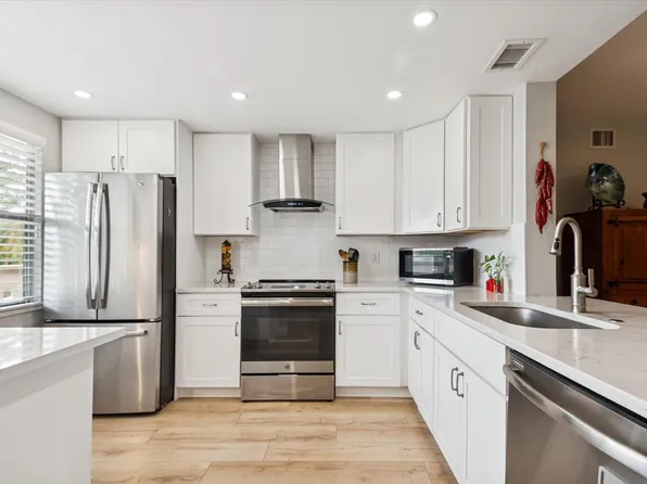 2202 Lucaya Bend #L2, Coconut Creek, FL 33066