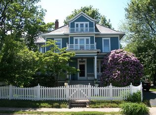 9026 Grant Ave, Manassas, VA 20110
