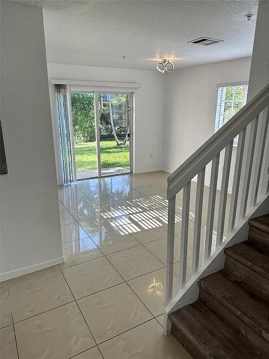 1st image of 2066 NE 167th St #3-100