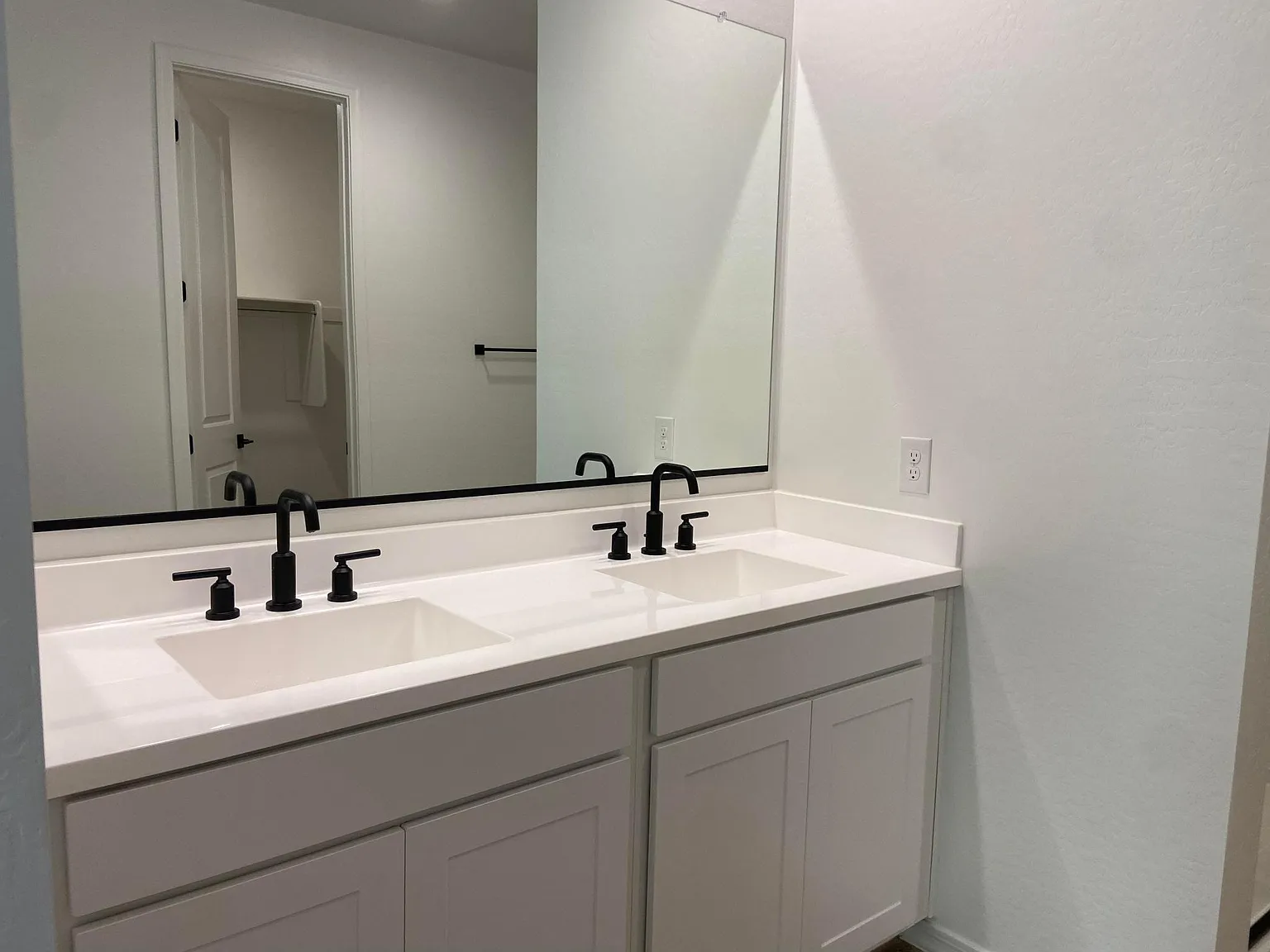 9403 E Steno Ave — Photo 3