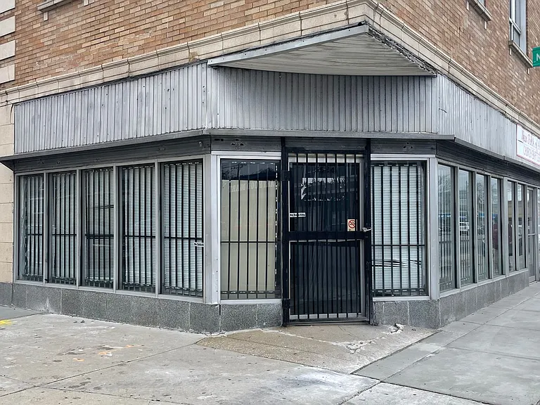 5520 W North Ave — Photo 2