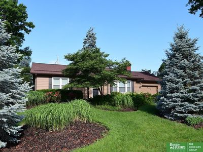 542 S 87th Cir, Omaha, NE, 68114
