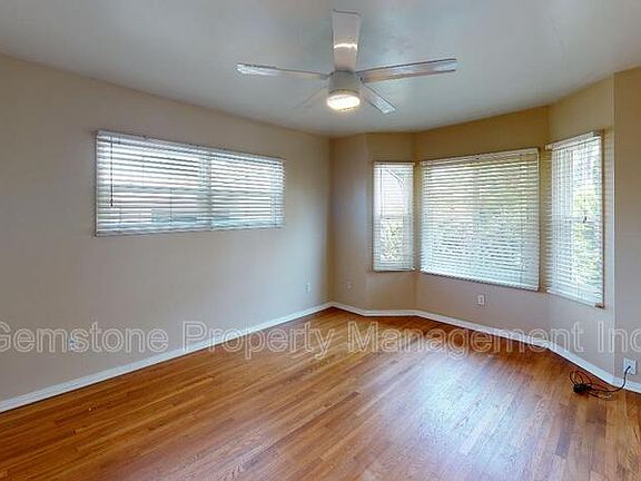 4th image of 4947 63rd St