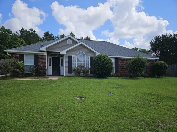 13390 James Copeland Dr, Mobile, AL 36695