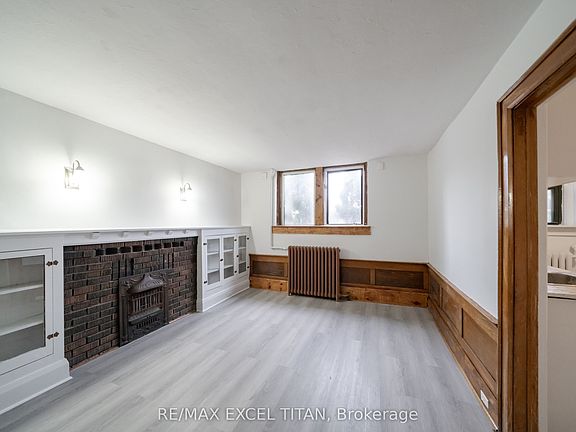 3rd image of 8 Kingston Rd #51