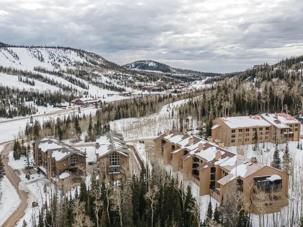 150 W Ridge View St #240, Brian Head, UT 84719