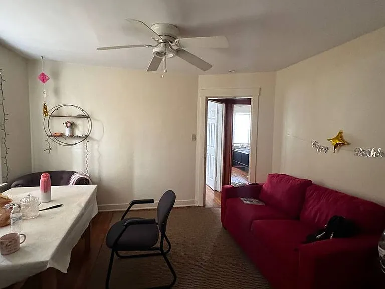 2826 Clermont Ave — Photo 5