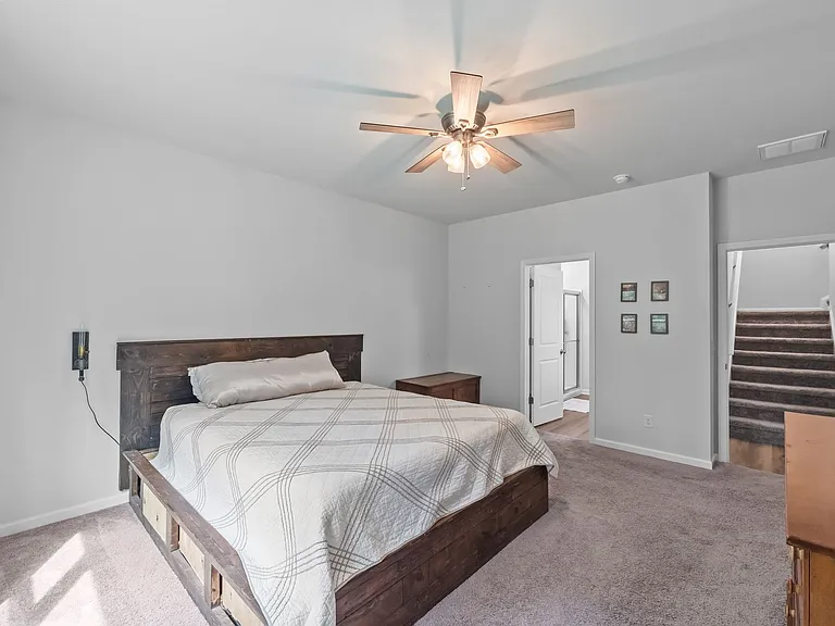 1431 Waybridge Way — Photo 32
