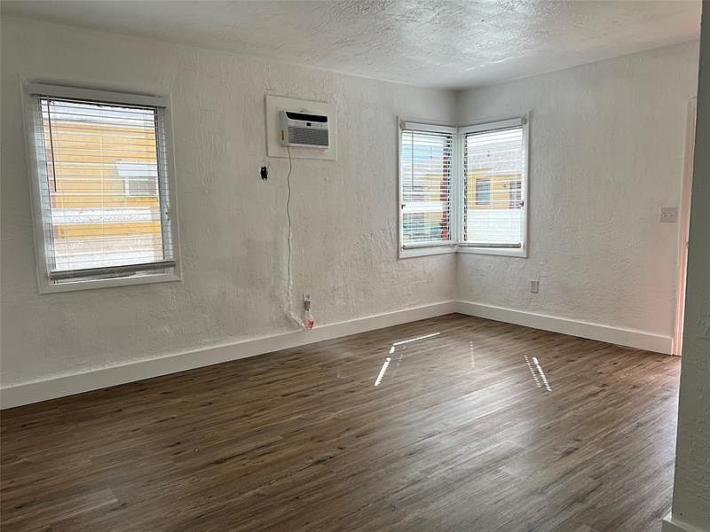1723 Moffett St Hollywood FL Zillow