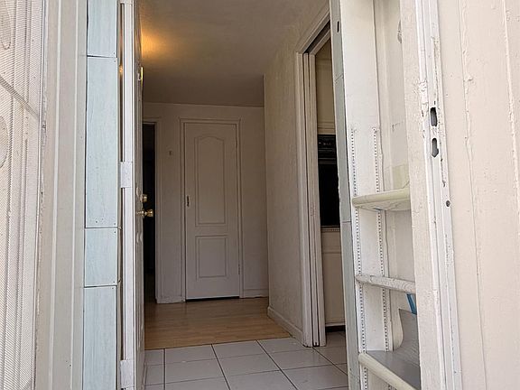 4th image of 1701 Utah Street