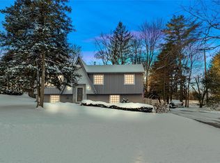 29 Blackthorn Loop, Wappingers Falls, NY 12590