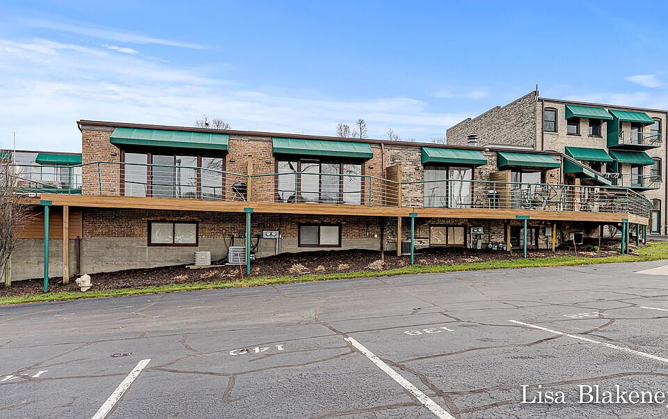 1st image of 144 N Harbor Dr #11