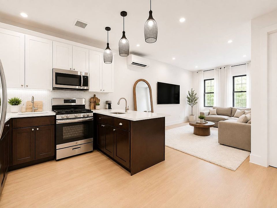 1st image of 123 Pulaski St APT 3A