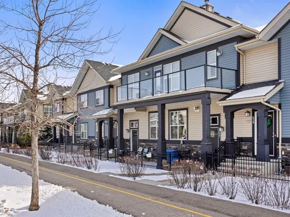 237 McKenzie Towne Line SE, Calgary, AB T2Z 1C9