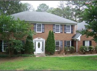 2645 Kinnett Dr, Lilburn, GA 30047