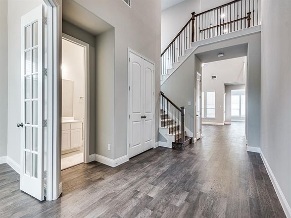 4th image of 3453 Begonia Ln