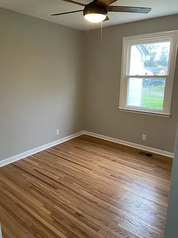2601 Vance Ave — Photo 8