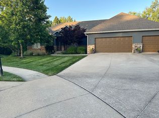 3902 Foxcreek Way, Columbia, MO 65203