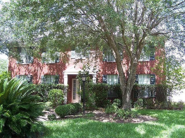 1st image of 17114 Rolling Brook Ct