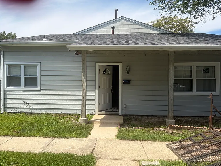 31 Memphis Ct — Photo 1