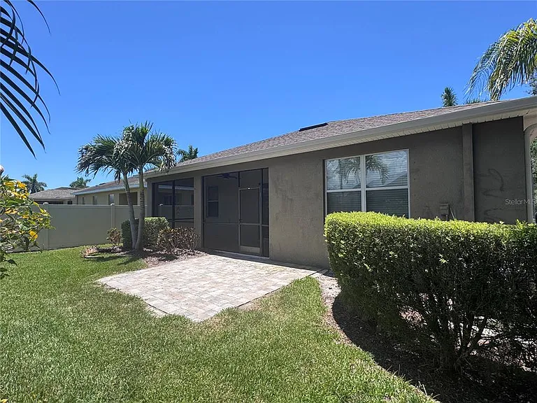 8302 Karpeal Dr — Photo 9