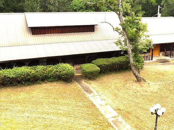 3rd image of 373 S Smith Mill Rd