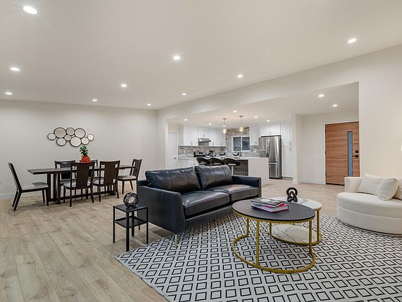5th image of 5115 Rigoletto St