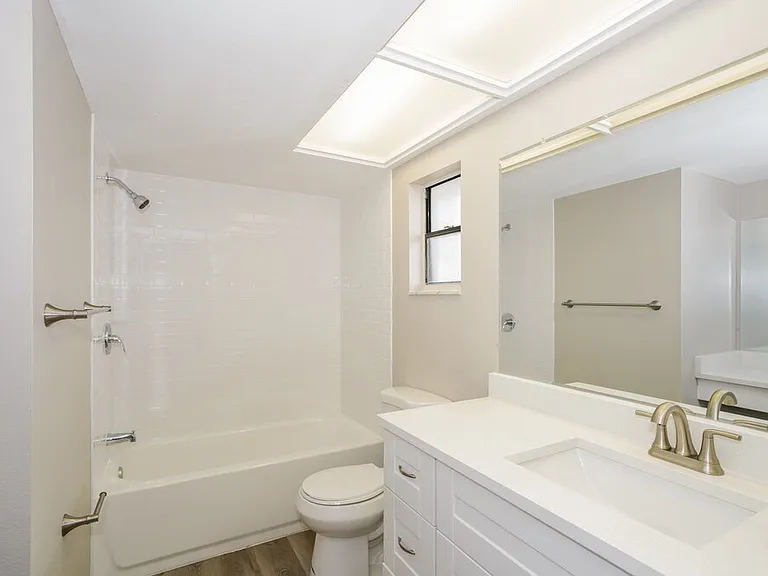 22853 Fern Ct — Photo 12